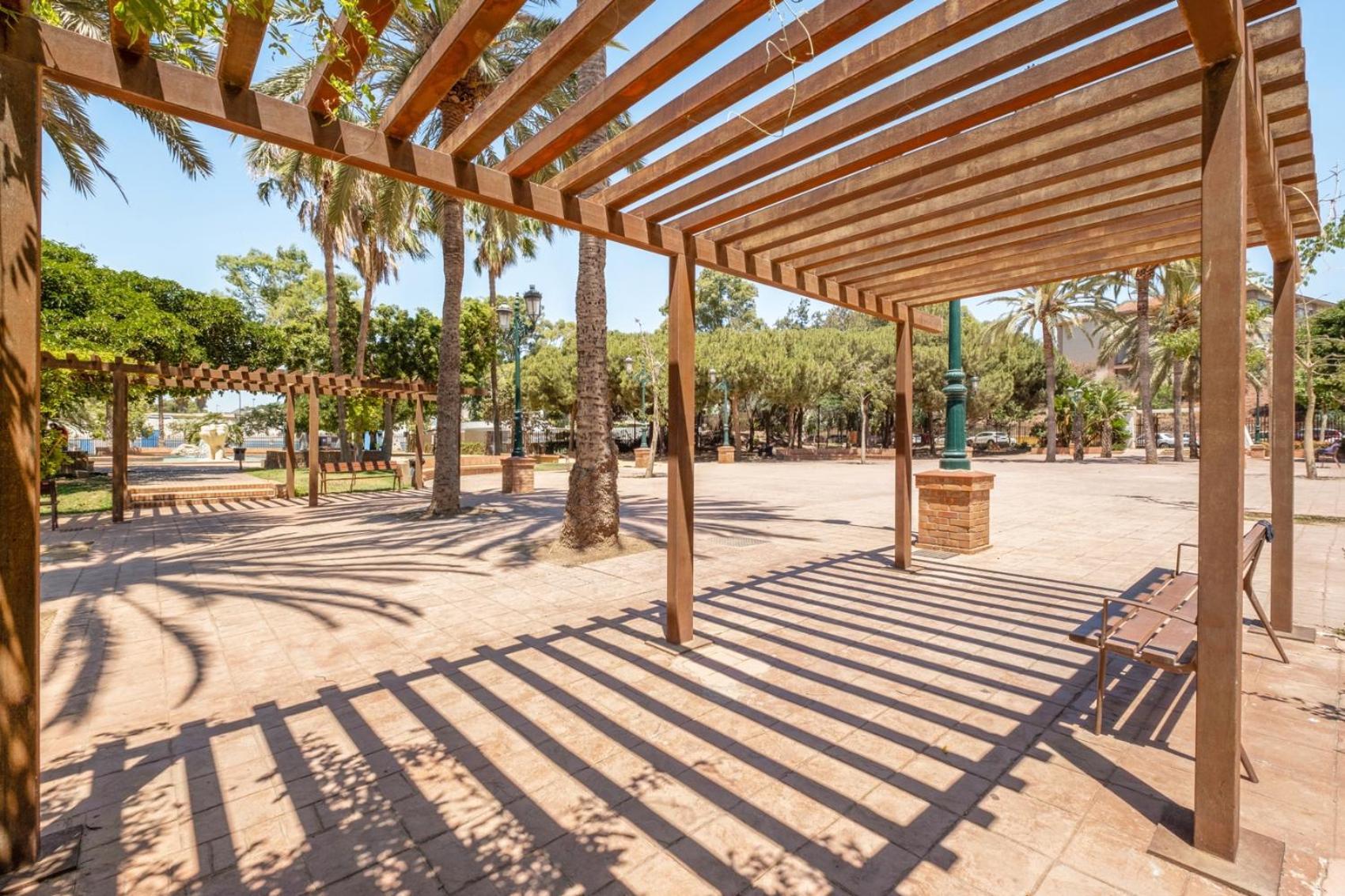 Apartamento En La Playa Con Terraza Malaga Exterior photo